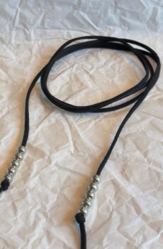 Collar de Gamuza Clásico